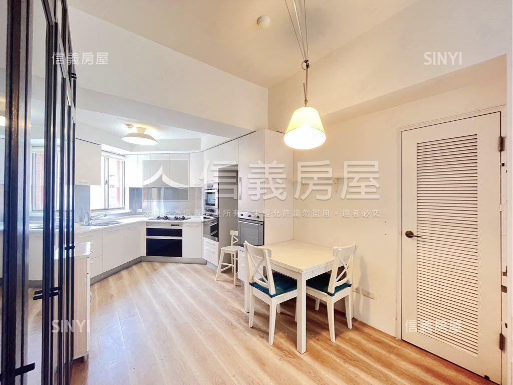 面１０１高質感美三房房屋室內格局與周邊環境