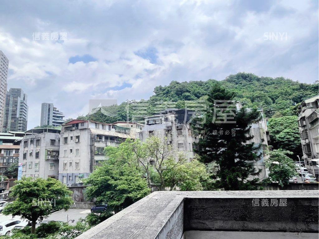 面１０１高質感美三房房屋室內格局與周邊環境