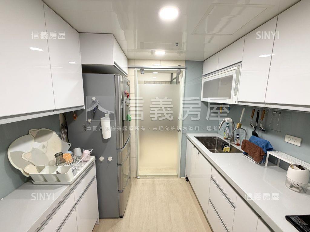 活力城‧質感三房車位房屋室內格局與周邊環境