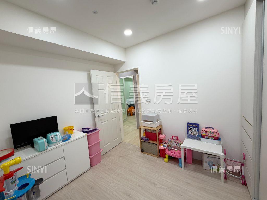 活力城‧質感三房車位房屋室內格局與周邊環境