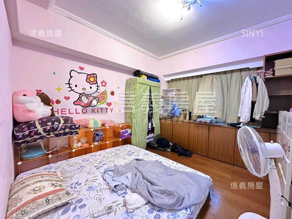 南屯通豪易購三房平車房屋室內格局與周邊環境