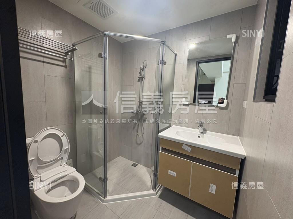 漢皇盛世三房坡車稀有釋出房屋室內格局與周邊環境