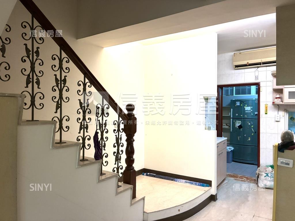 七期通豪千禧雙平車位房屋室內格局與周邊環境