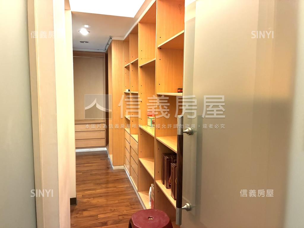 七期通豪千禧雙平車位房屋室內格局與周邊環境