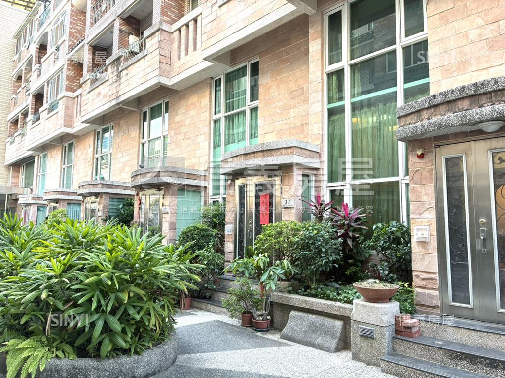 七期通豪千禧雙平車位房屋室內格局與周邊環境