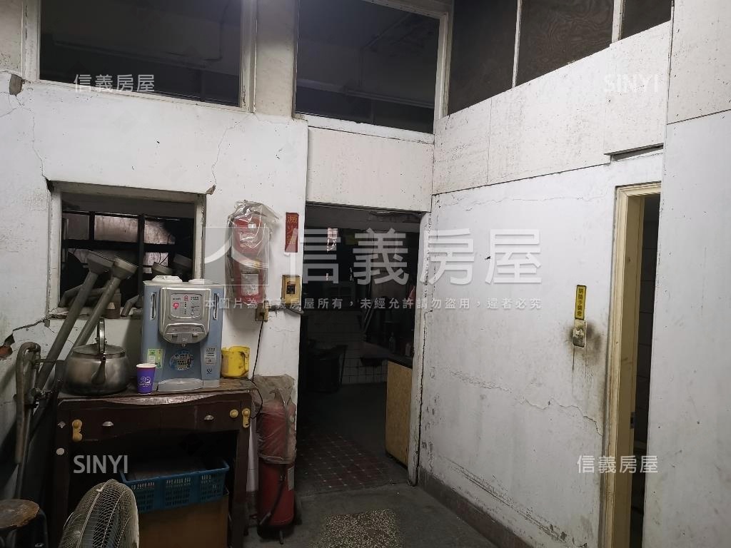 捷運透天工廠房屋室內格局與周邊環境