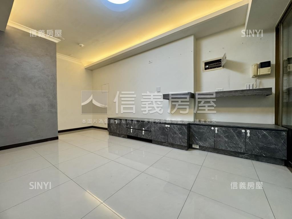 長安街．電梯２房房屋室內格局與周邊環境