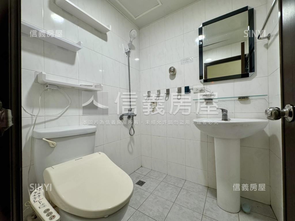 長安街．電梯２房房屋室內格局與周邊環境