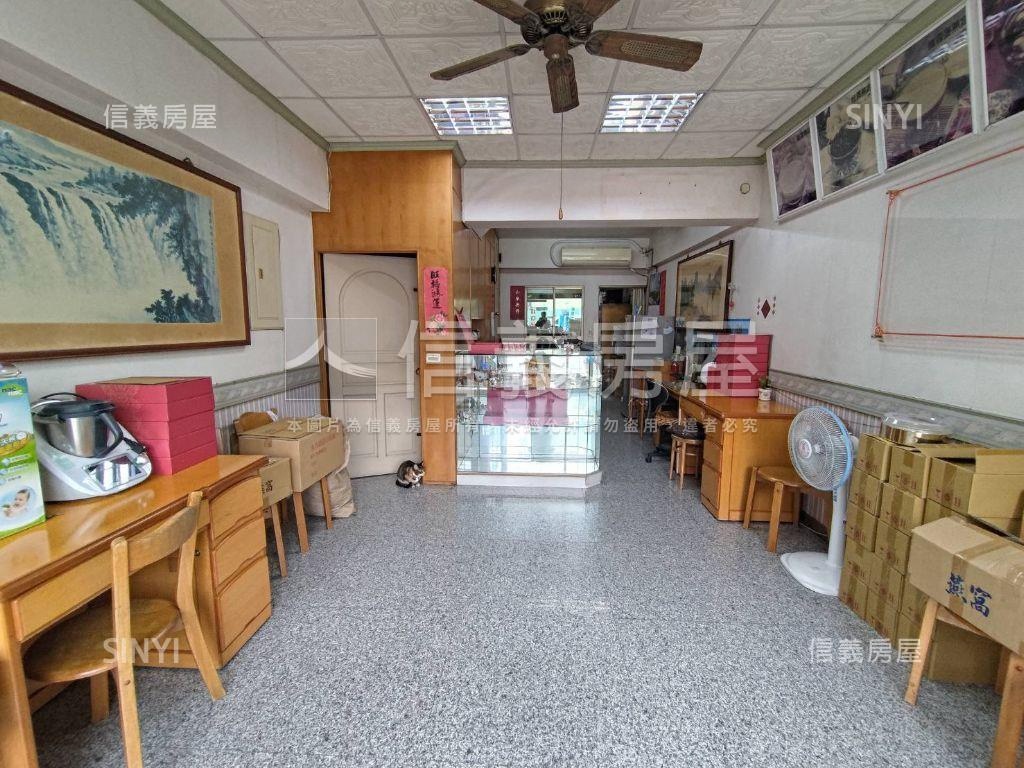 愛河旁熱鬧正路金透店房屋室內格局與周邊環境