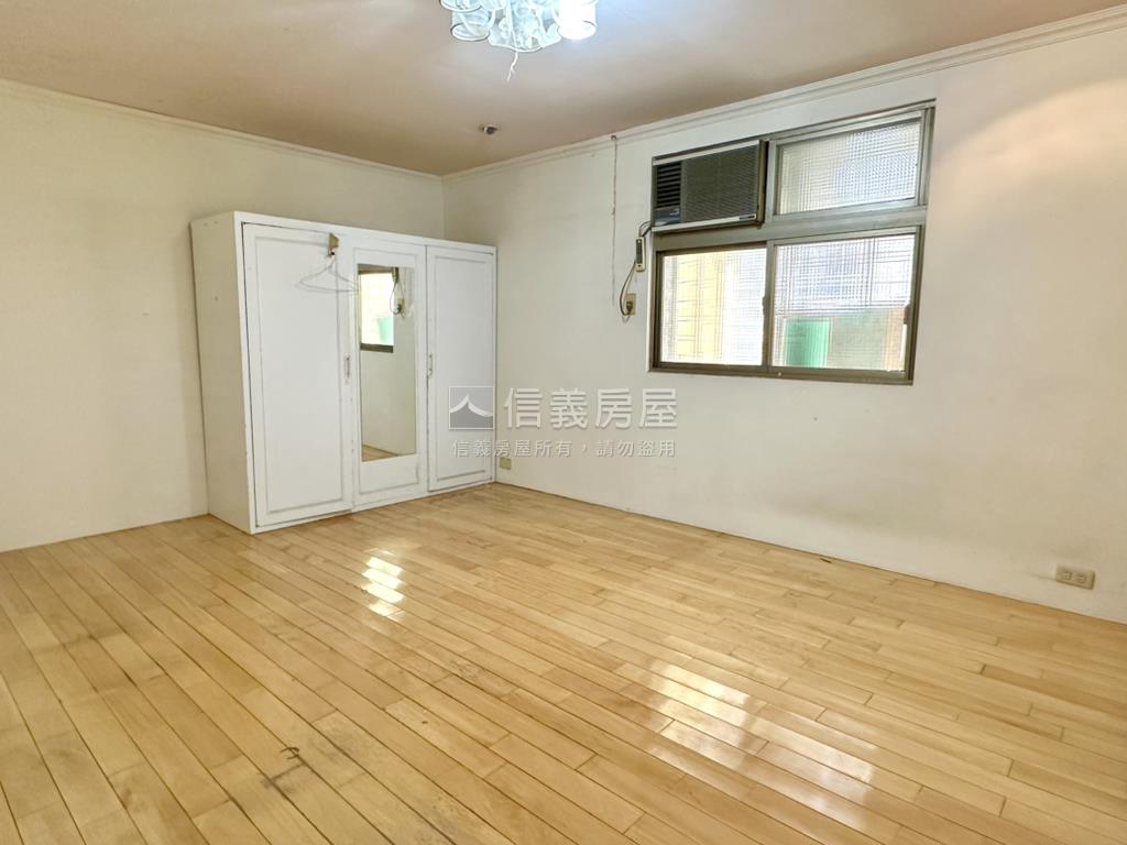 靜巷邊間三樓公寓房屋室內格局與周邊環境