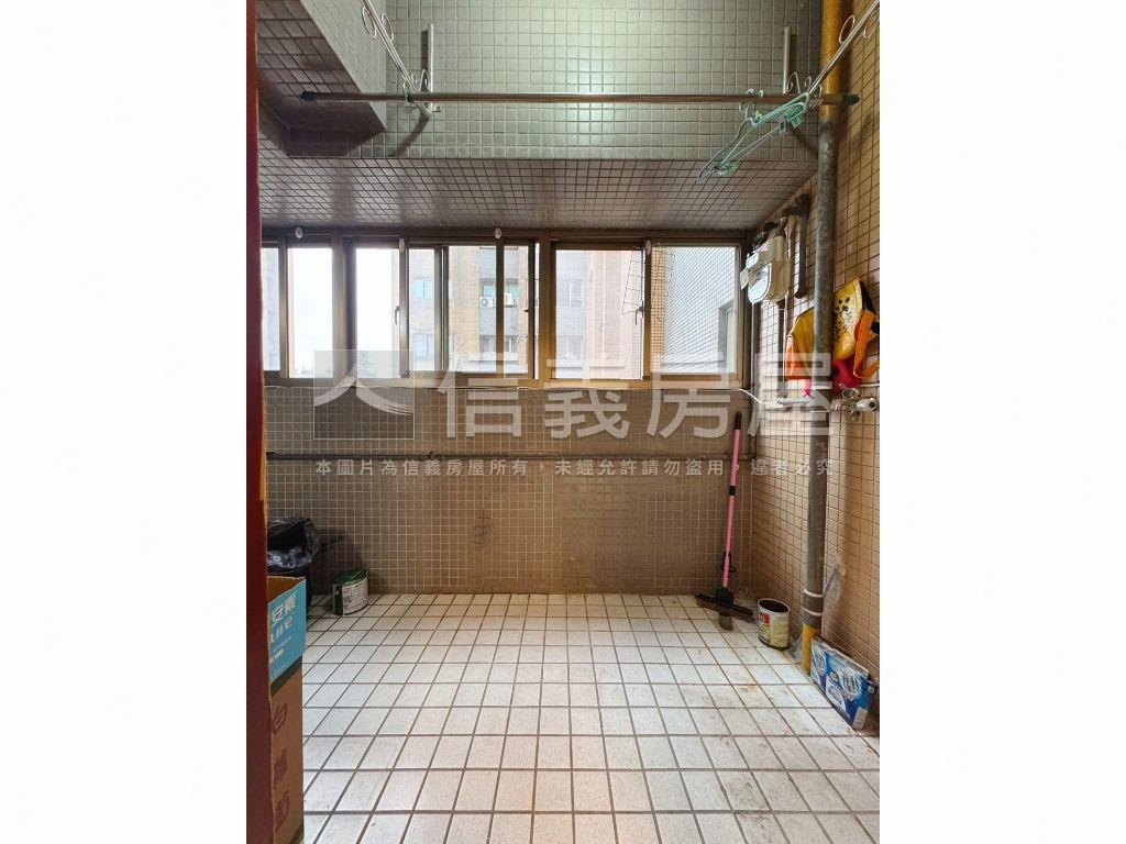 稀有⭐鶴之湖大四房車位⭐房屋室內格局與周邊環境