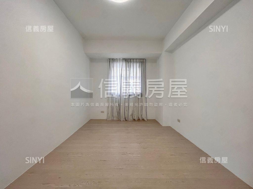 太原御庭中華國小四房平車房屋室內格局與周邊環境