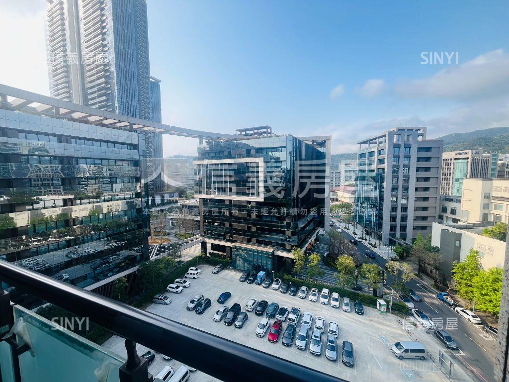 羅馬假期高樓９Ｆ房屋室內格局與周邊環境