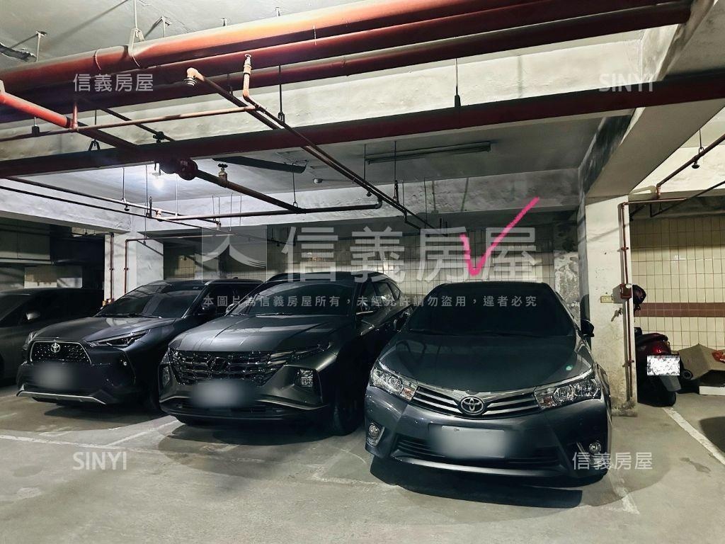 長壽西街經典三房車位房屋室內格局與周邊環境