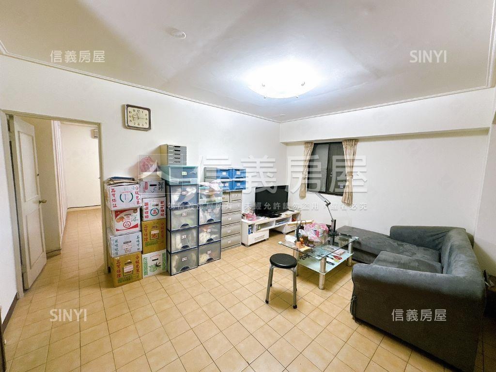 中正國中近捷運住辦房屋室內格局與周邊環境