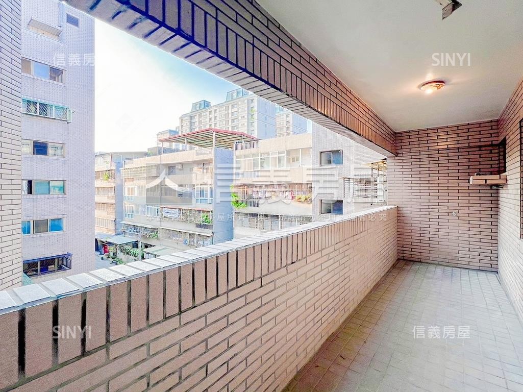 北區稀有電梯大三房房屋室內格局與周邊環境