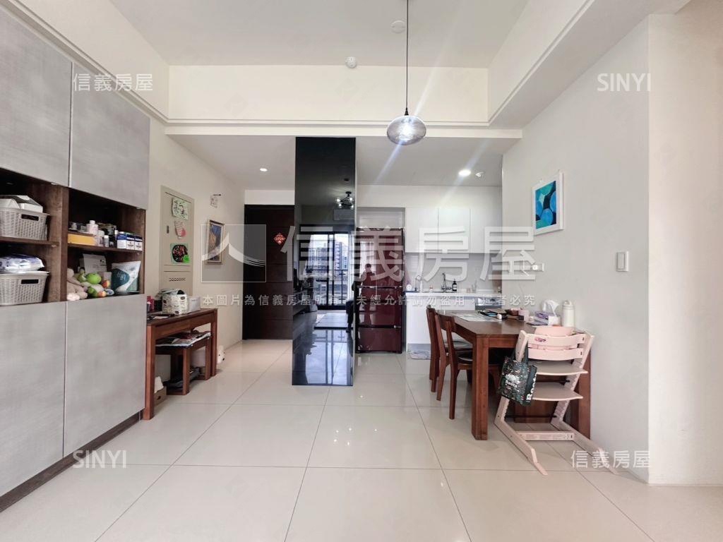 葉慈邊間三房好質感房屋室內格局與周邊環境