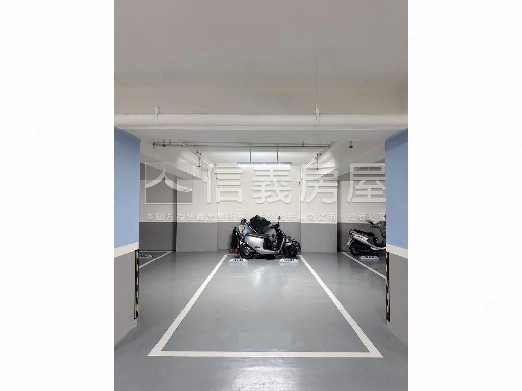 葉慈邊間三房好質感房屋室內格局與周邊環境