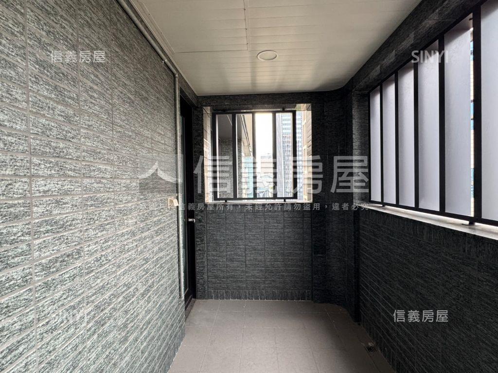 信義松雍高樓逸品房屋室內格局與周邊環境