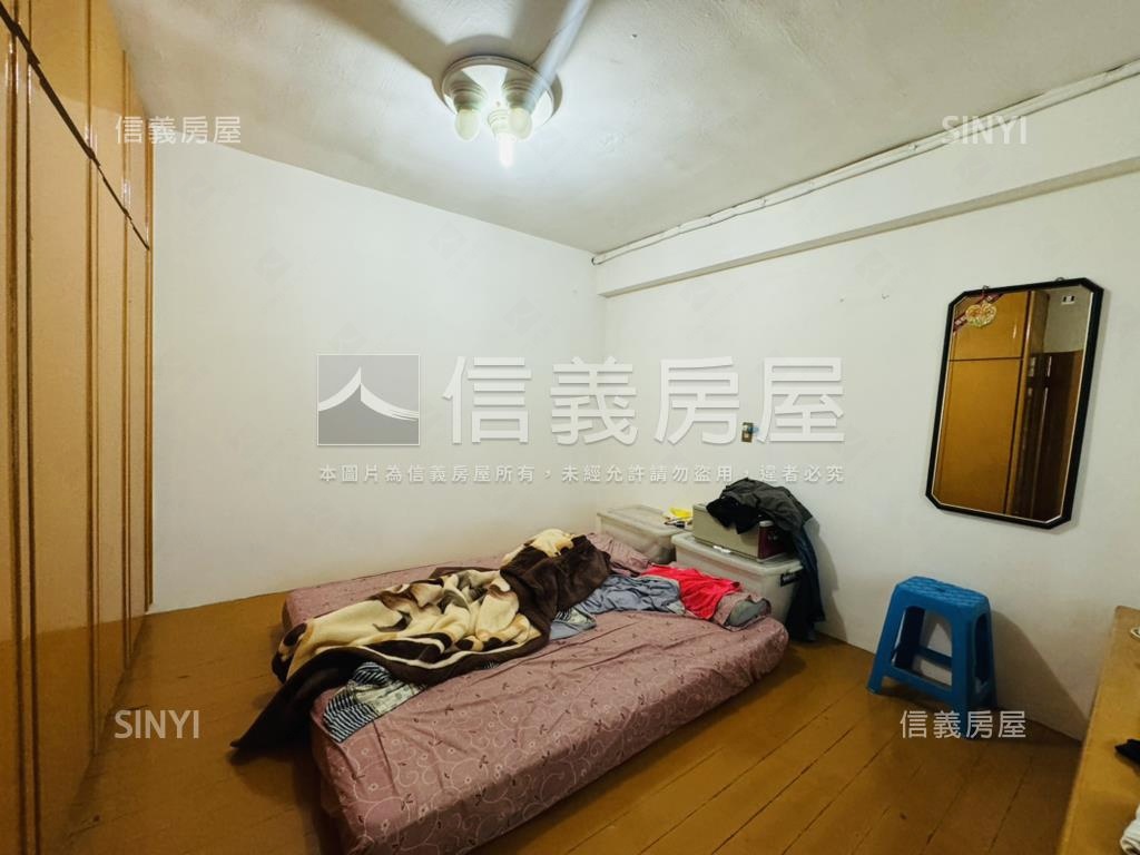板新捷運站小資美寓房屋室內格局與周邊環境