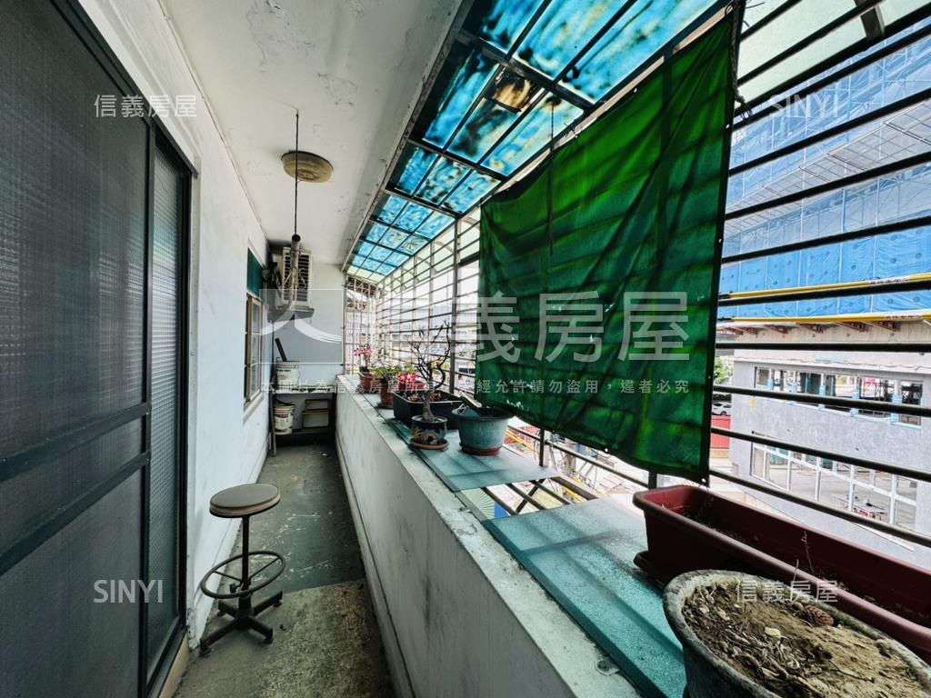 板新捷運站小資美寓房屋室內格局與周邊環境
