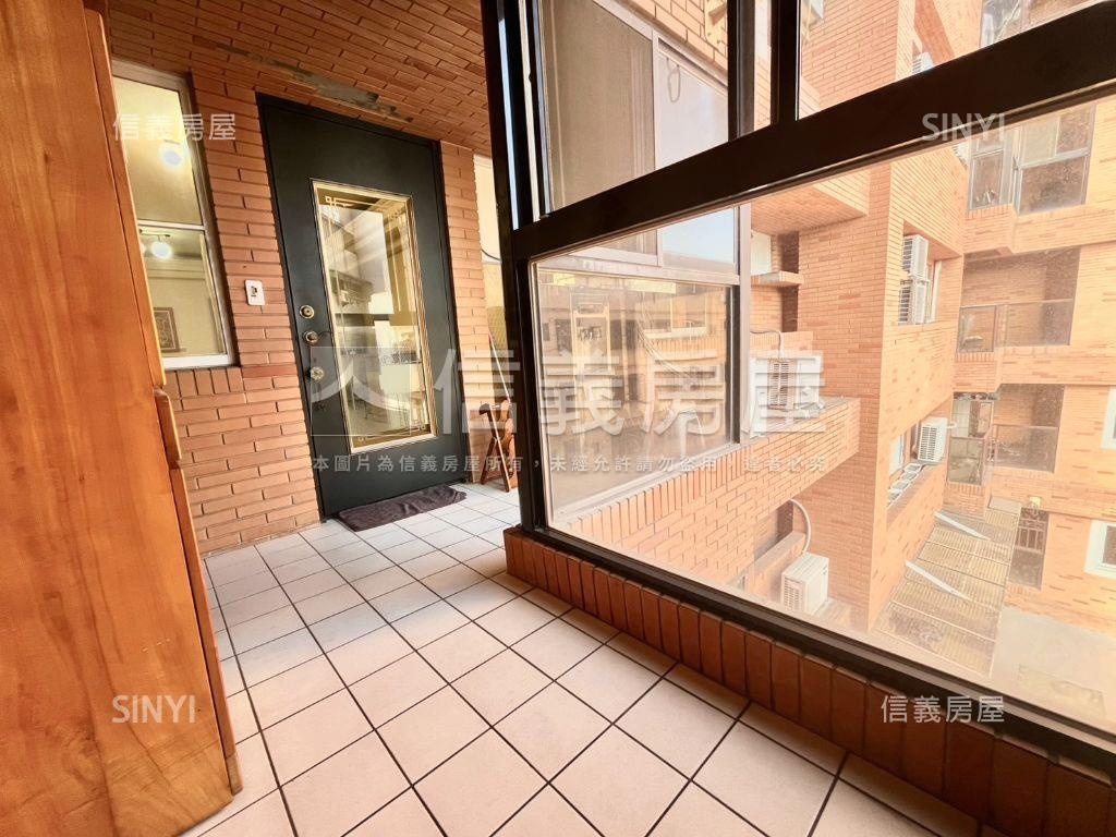 鄉林法國三房平車房屋室內格局與周邊環境