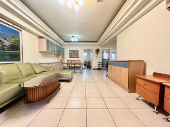 鄉林法國三房平車