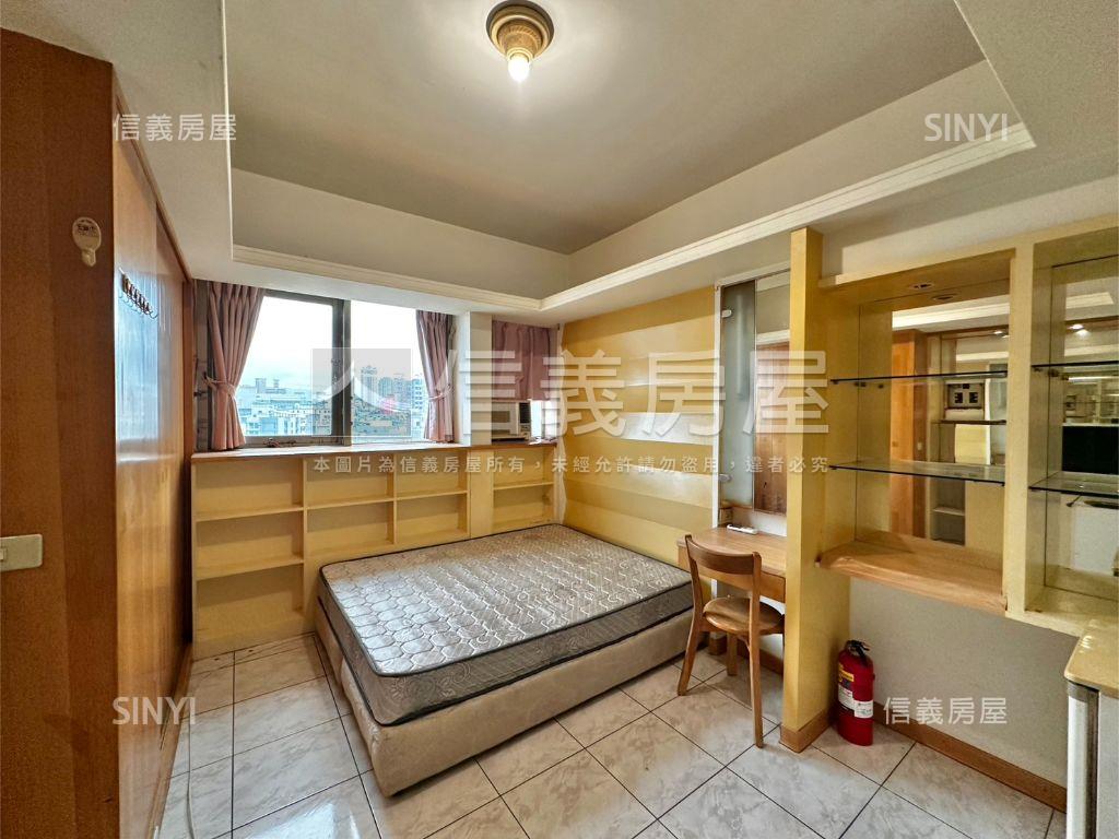 昌益桂冠有裝潢套房房屋室內格局與周邊環境