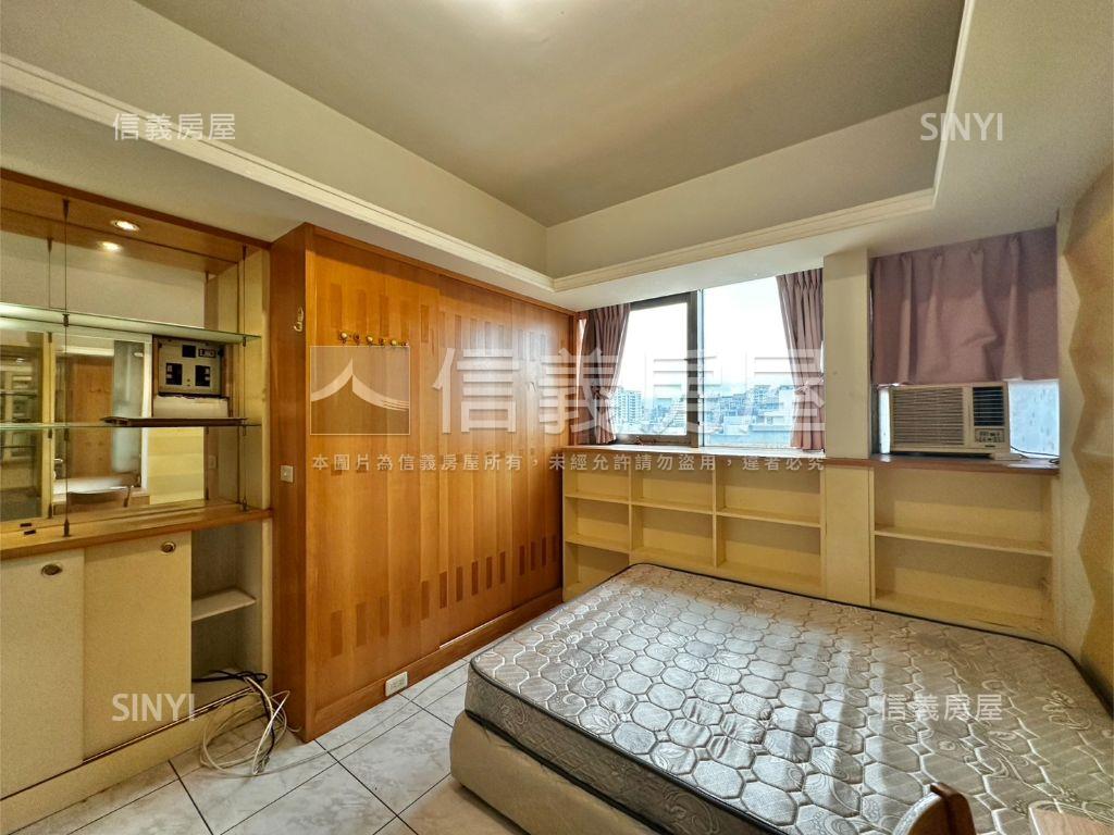 昌益桂冠有裝潢套房房屋室內格局與周邊環境