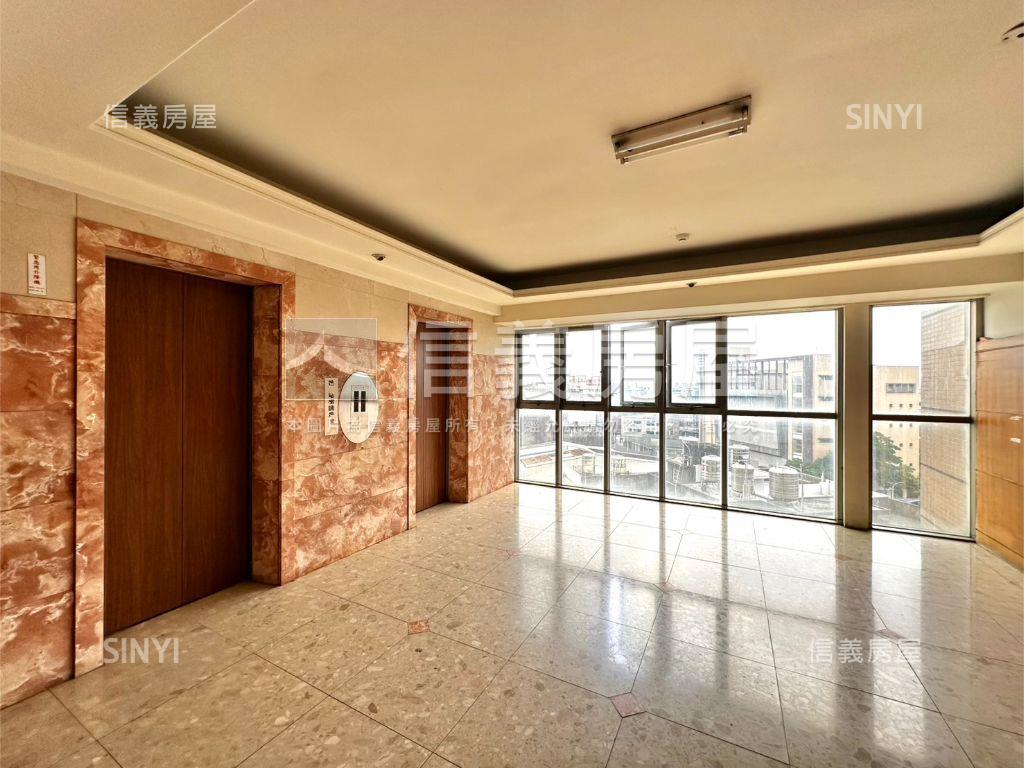 昌益桂冠有裝潢套房房屋室內格局與周邊環境