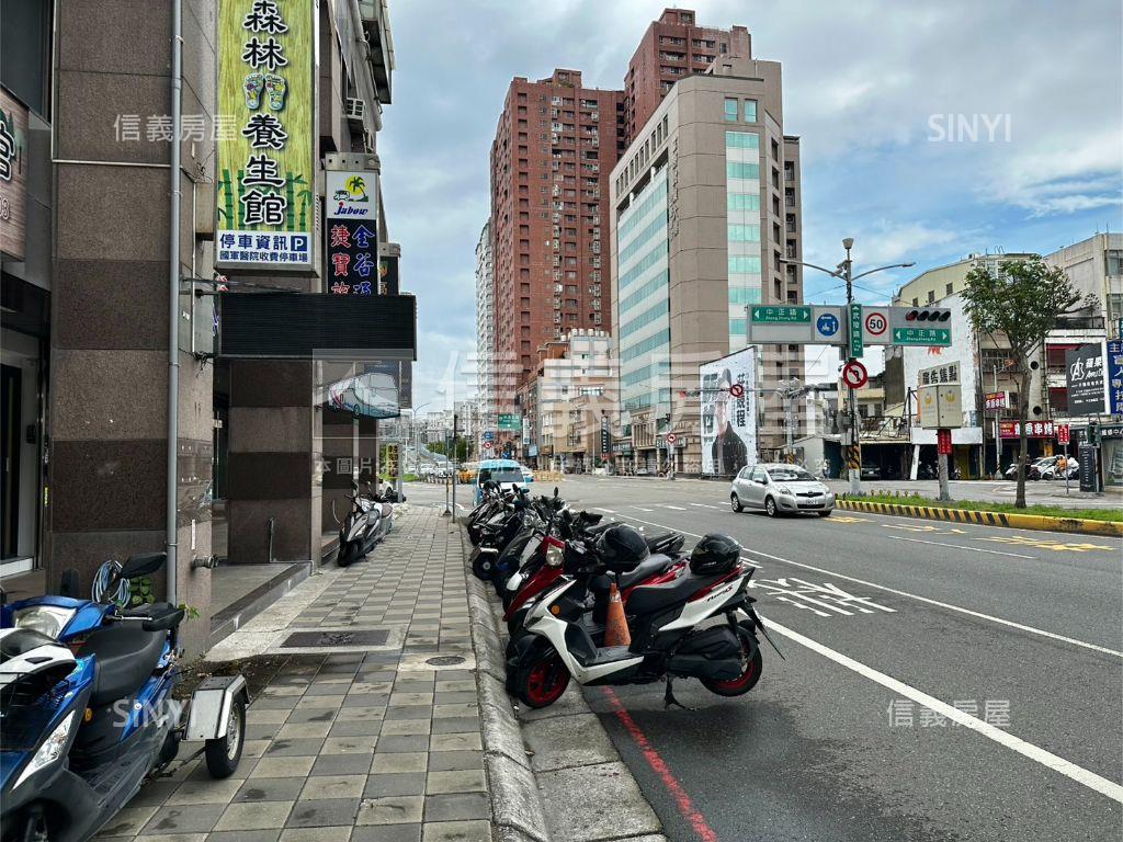 昌益桂冠有裝潢套房房屋室內格局與周邊環境