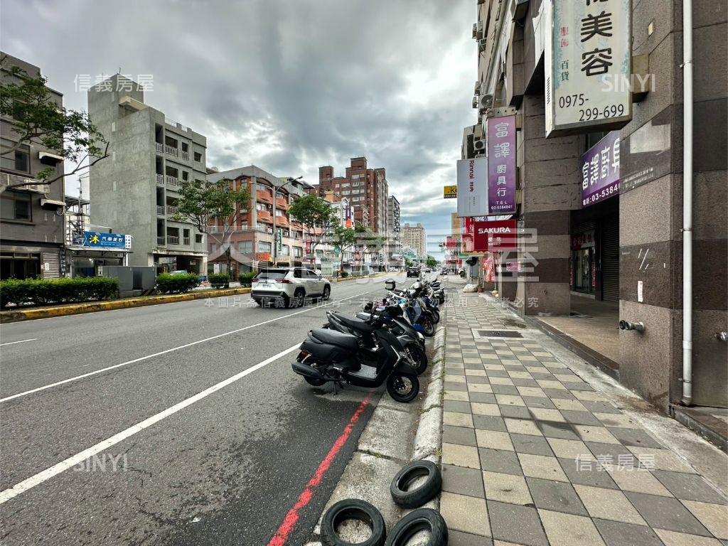 昌益桂冠有裝潢套房房屋室內格局與周邊環境