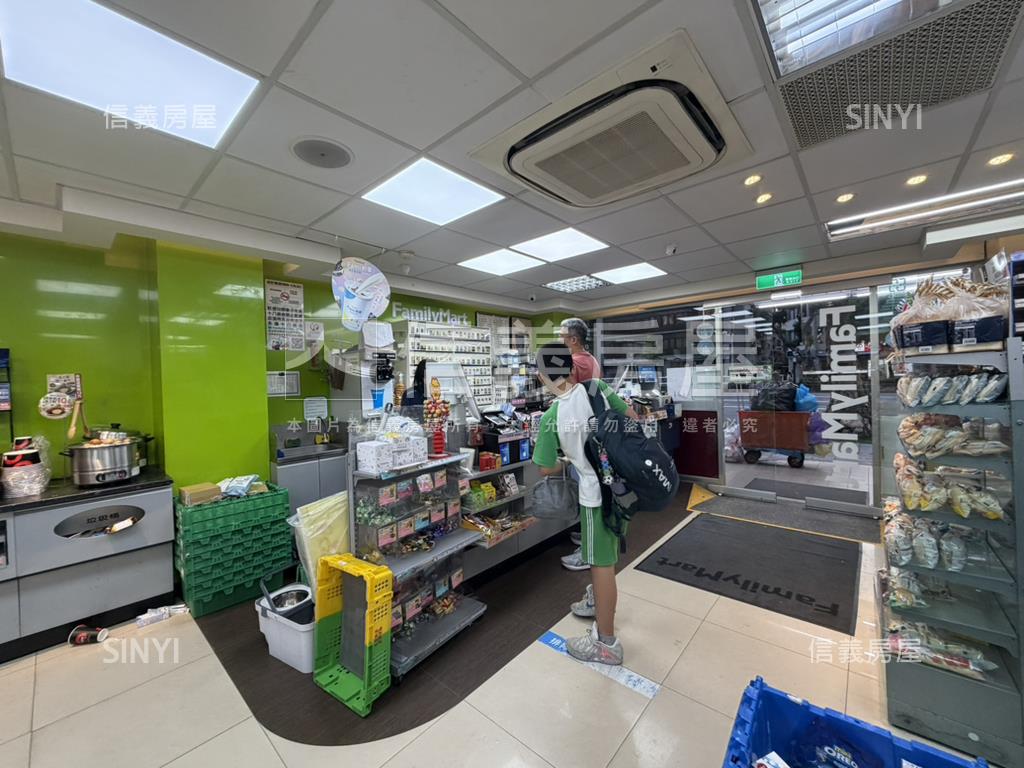 正新生南路超商金店面房屋室內格局與周邊環境