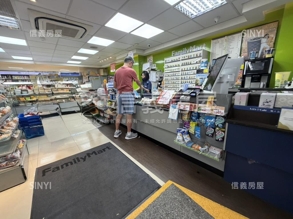 正新生南路超商金店面房屋室內格局與周邊環境