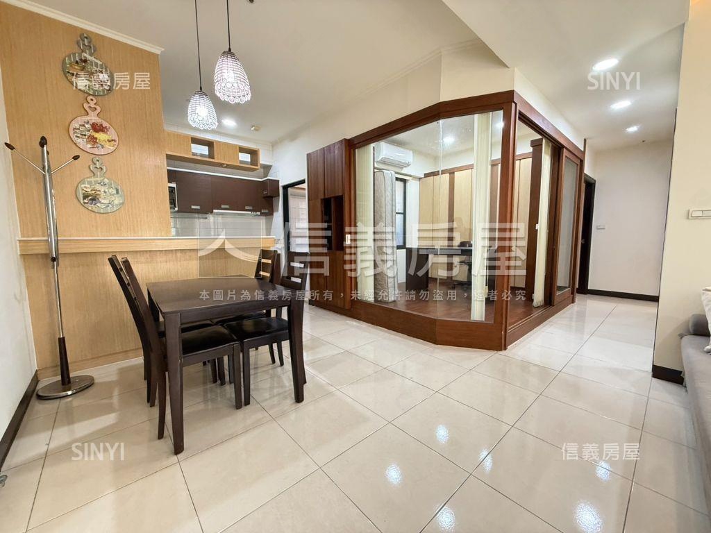 原鑄高樓三房車位房屋室內格局與周邊環境