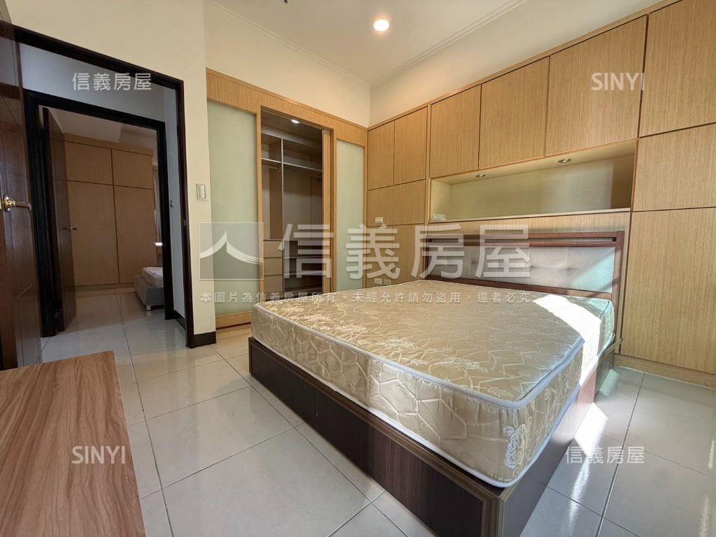 原鑄高樓三房車位房屋室內格局與周邊環境