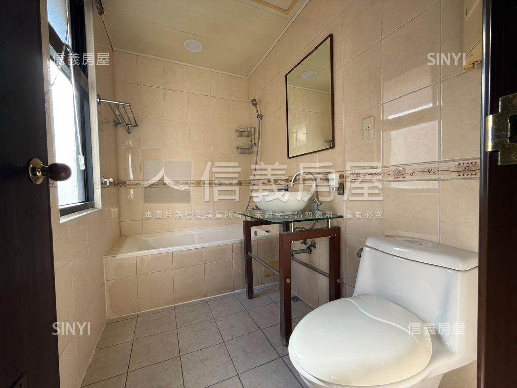 原鑄高樓三房車位房屋室內格局與周邊環境