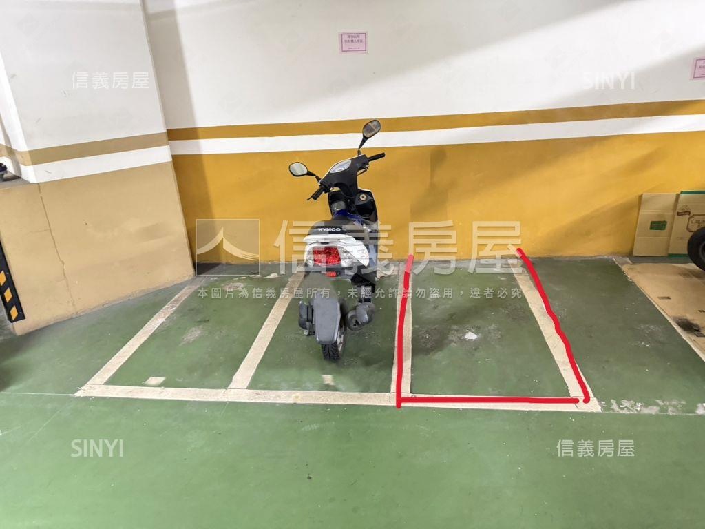 原鑄高樓三房車位房屋室內格局與周邊環境