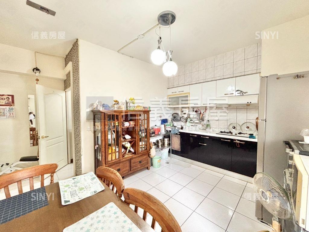 親親校樹❤店住合一大四房房屋室內格局與周邊環境