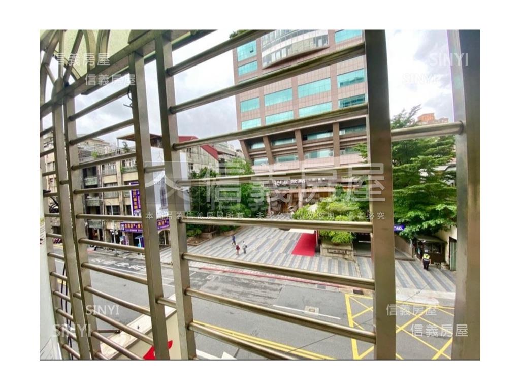 延平北路電梯２房房屋室內格局與周邊環境