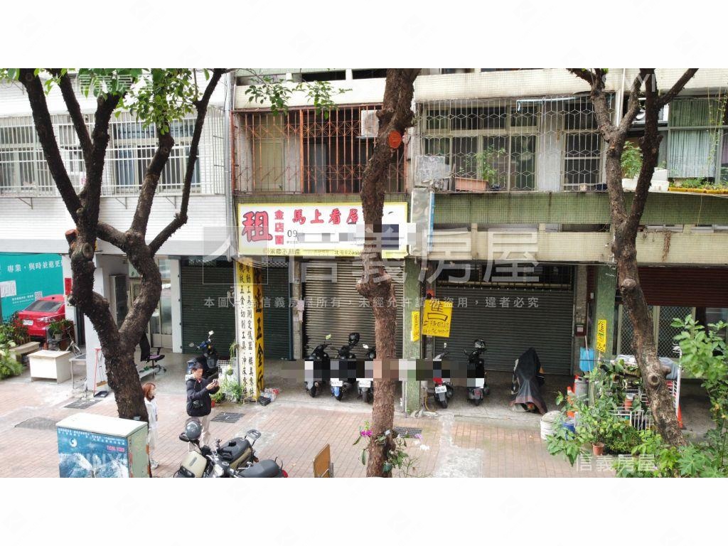 遠百對面正臺灣大道透店房屋室內格局與周邊環境