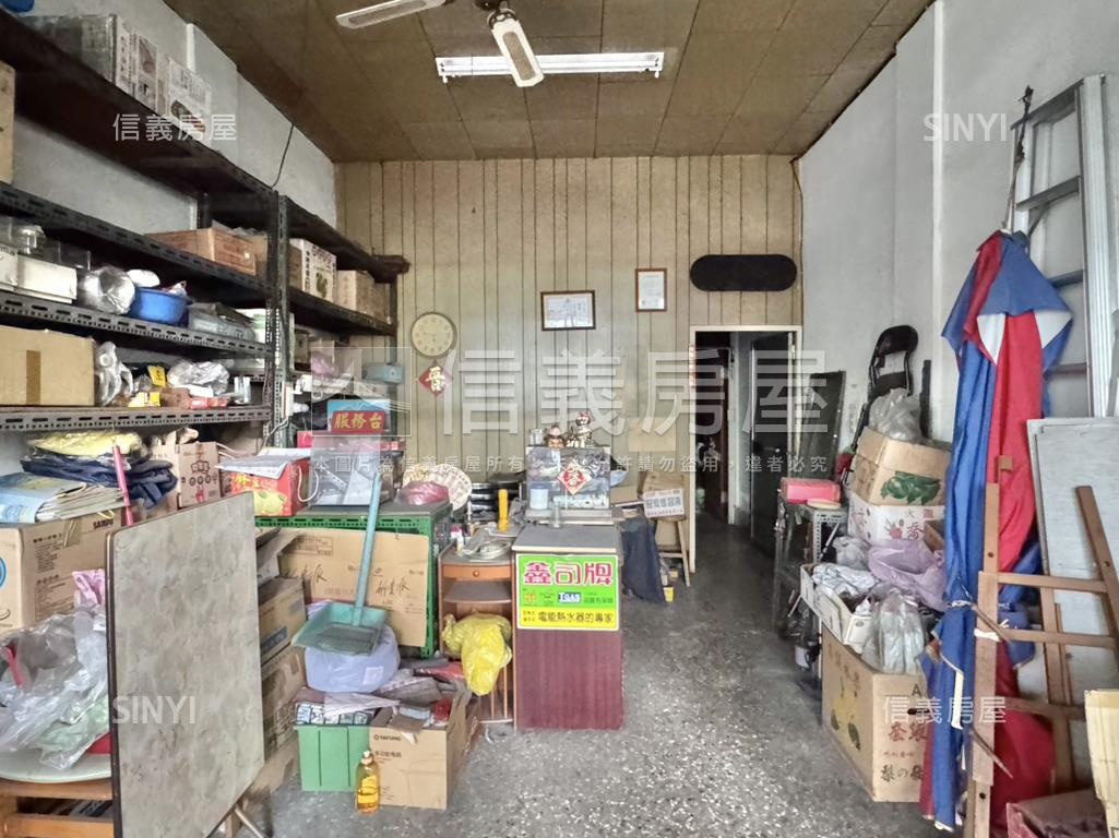 遠百對面正臺灣大道透店房屋室內格局與周邊環境