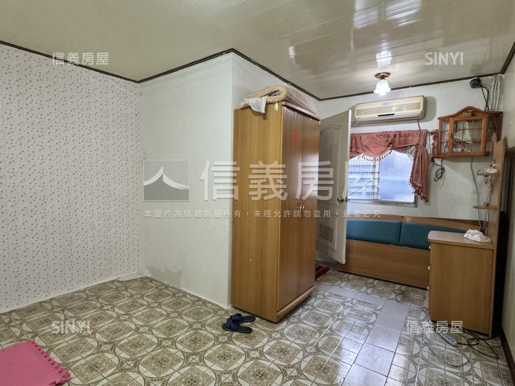 遠百對面正臺灣大道透店房屋室內格局與周邊環境