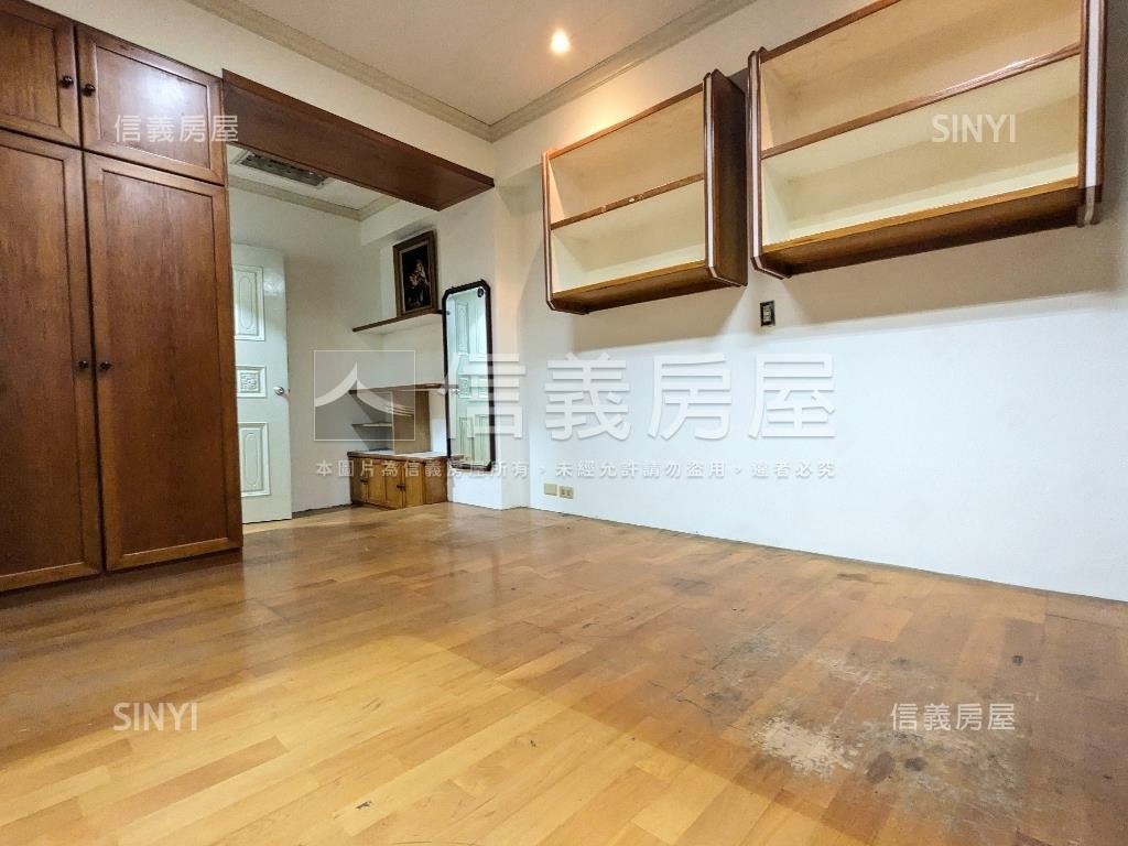 近草悟道方正３房房屋室內格局與周邊環境