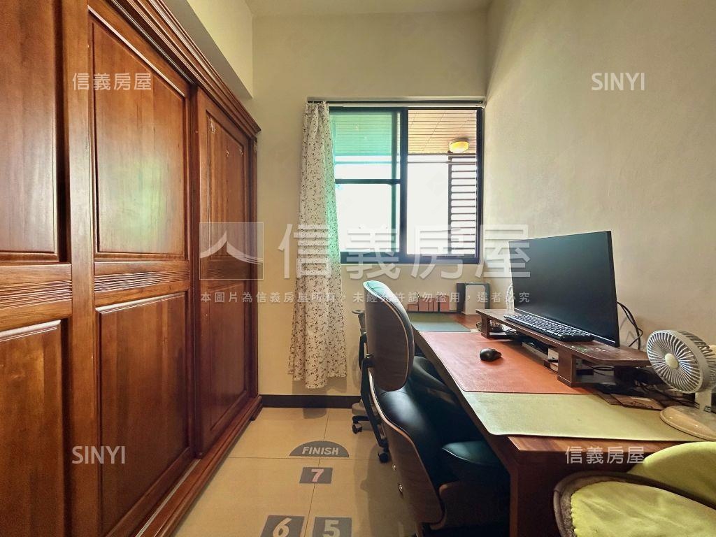 北區公園旁２房平移車位讚房屋室內格局與周邊環境