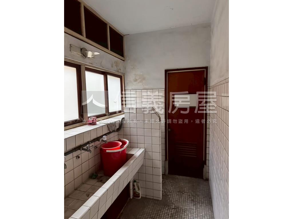 新竹大遠百旁中山路透天房屋室內格局與周邊環境