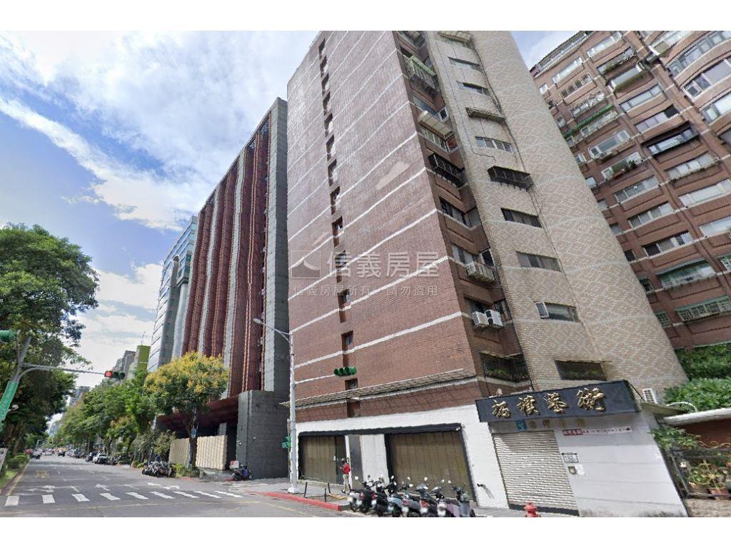 向陽福第電梯三房設計美宅房屋室內格局與周邊環境