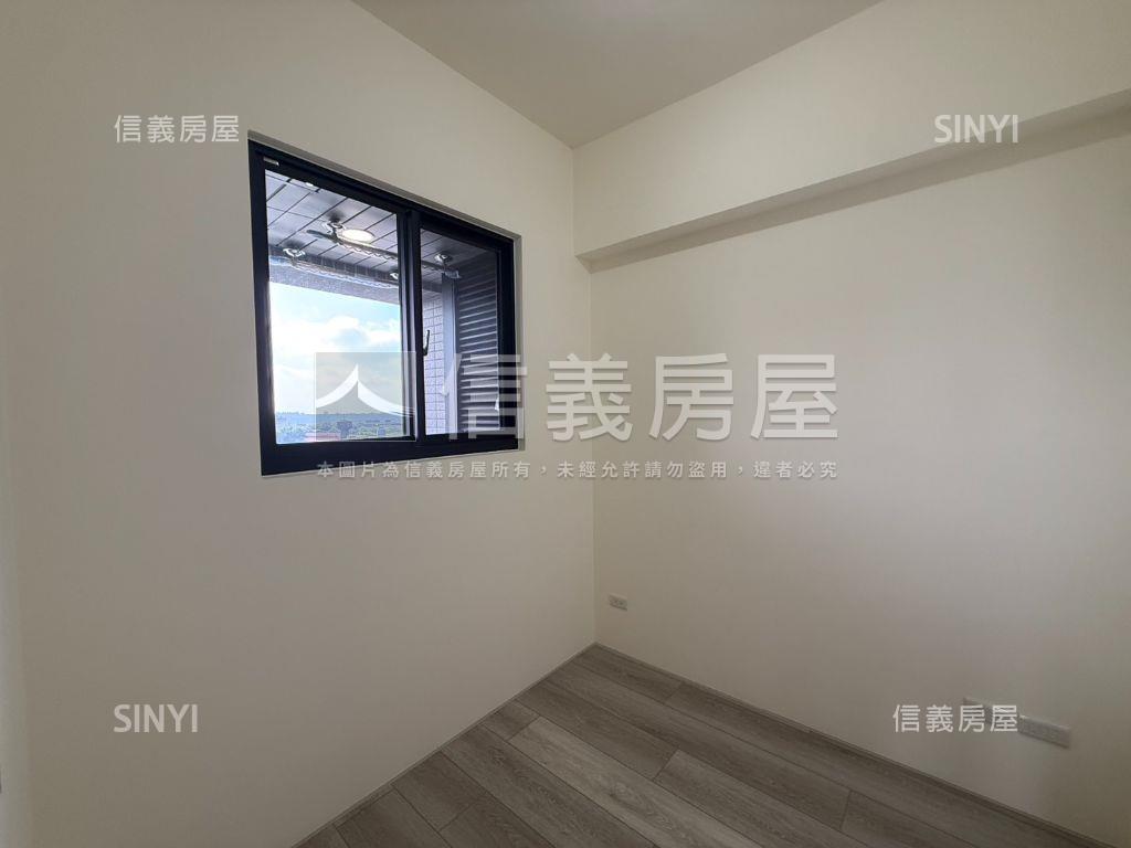 環泥晴森三房車位房屋室內格局與周邊環境