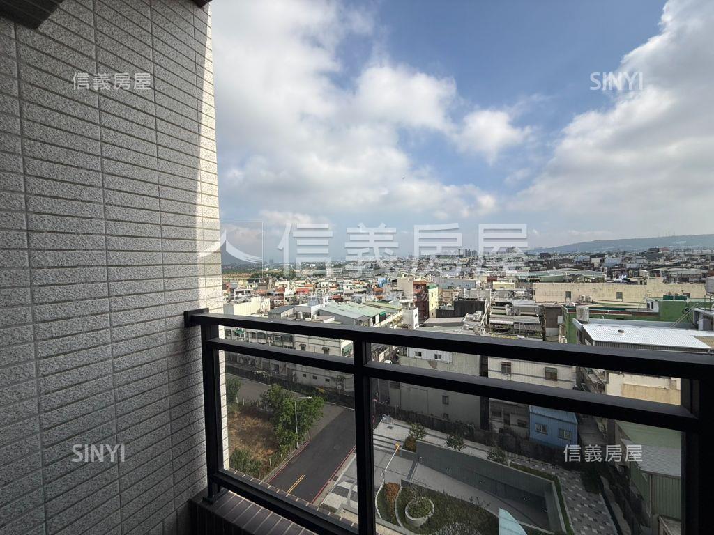 環泥晴森三房車位房屋室內格局與周邊環境