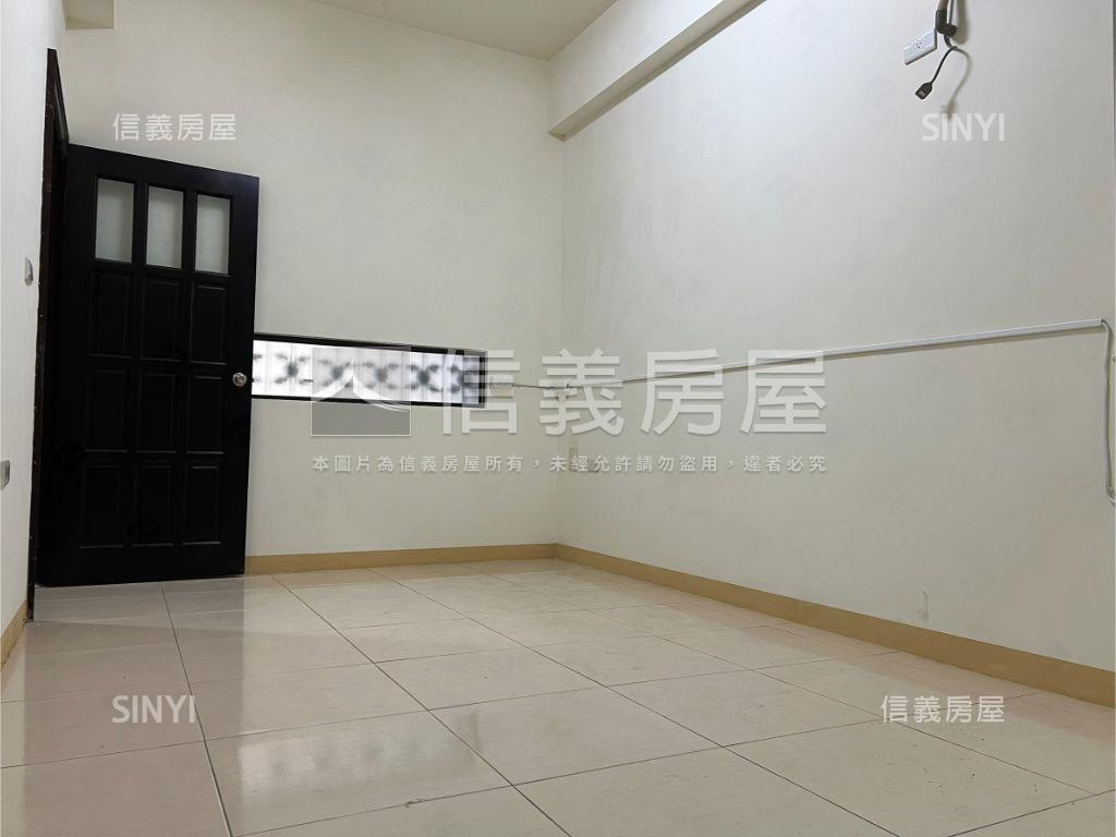 近體育公園敦煌車墅房屋室內格局與周邊環境